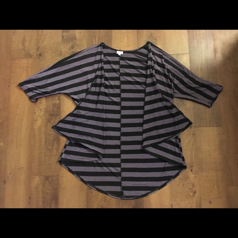 LuLaRoe Lindsay Kimono